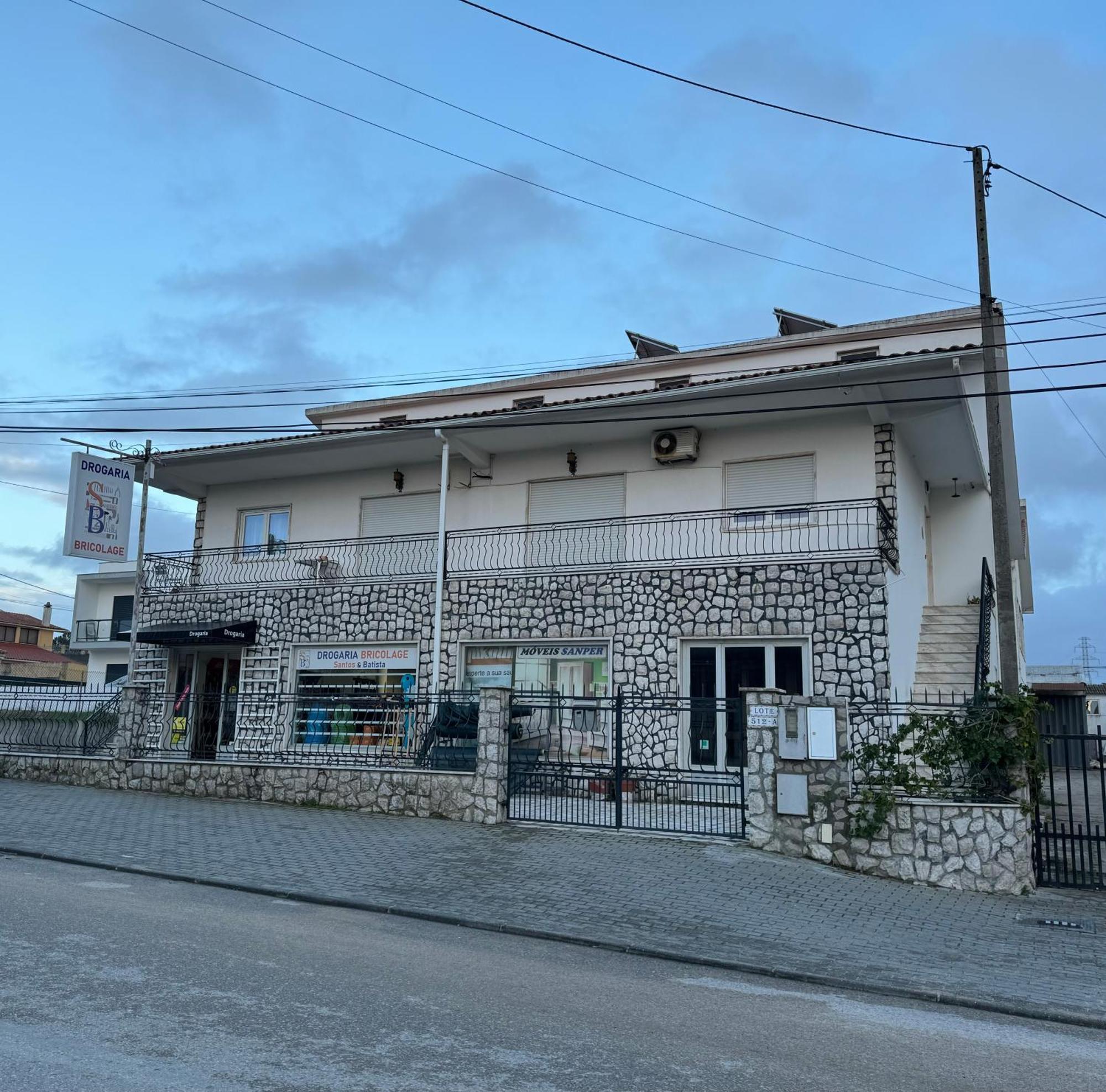 Alojamento Das Laranjeiras Fernao Ferro Ngoại thất bức ảnh