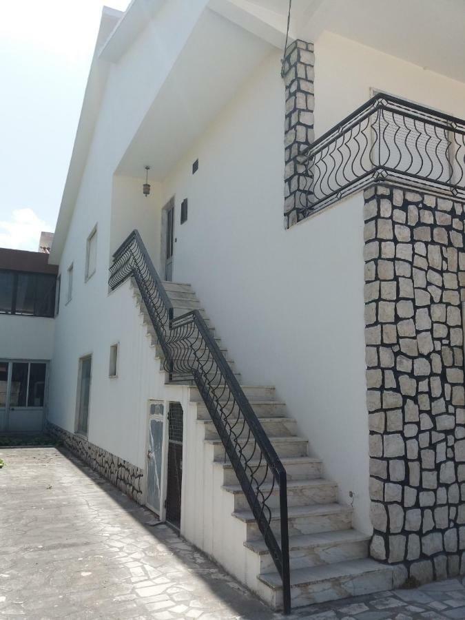 Alojamento Das Laranjeiras Fernao Ferro Ngoại thất bức ảnh